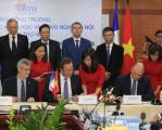 Vietnam : création d'un Mastère Spécialisé ENAC-USTH à Hanoï