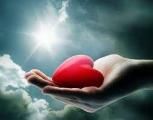 COEUR SUR LA MAIN