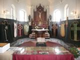 Brocante et exposition dans l'église de Montrécourt