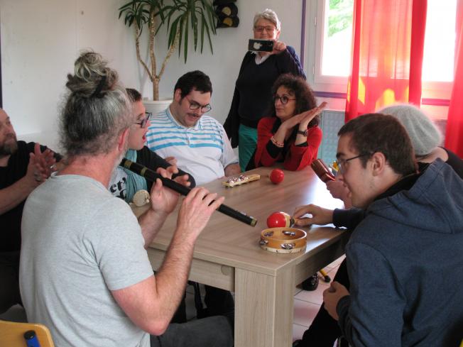 GROUPE D'ACTIVITE COLLECTIVE