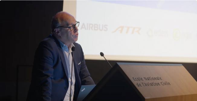 Cérémonie de remise des bourses internationales 2025