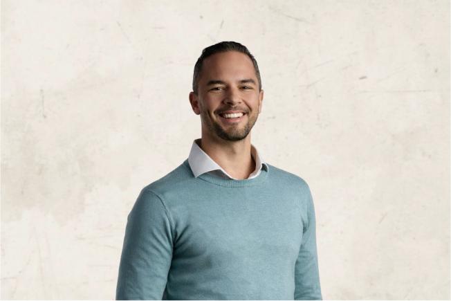 Meet Antoine, alumni of the Airport Management Advanced Master
