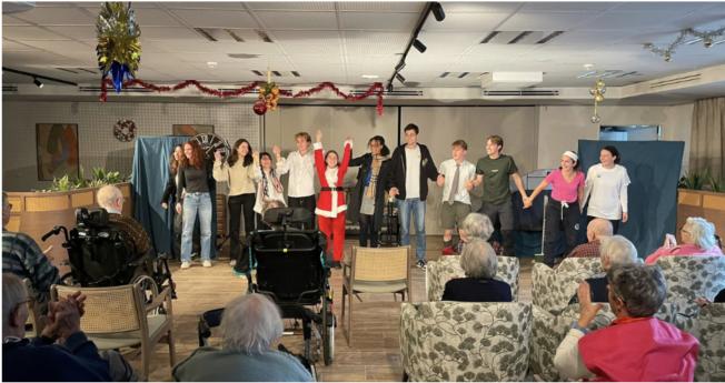 Theater with a purpose – bringing joy beyond the HEC Paris campus