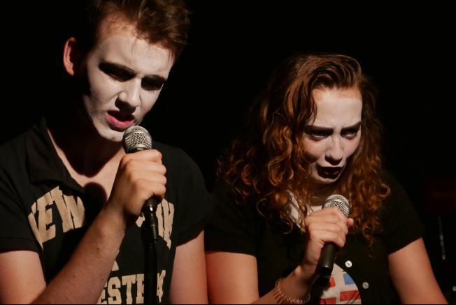 CLAIR-OBSCUR : comédie tragico-burlesque musicale d'Israël HOROVITZ
