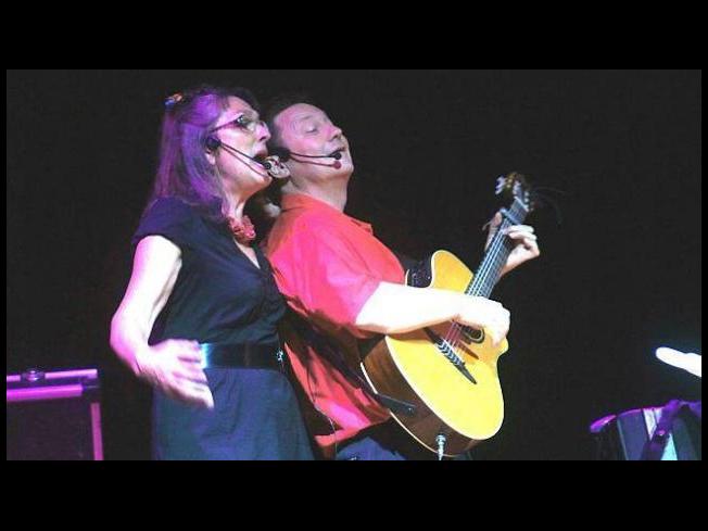 Pont-de-l'Arche (76) : chansons rétros avec Didier Blons et Gisèle Bihan